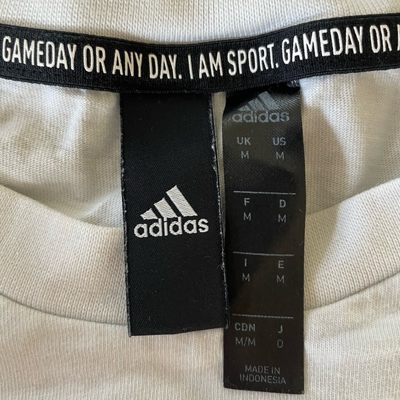 Multi t-shirt pack, 9 tshirts in total (American Eagle. Bench and Adidas - Picture 8 of 9